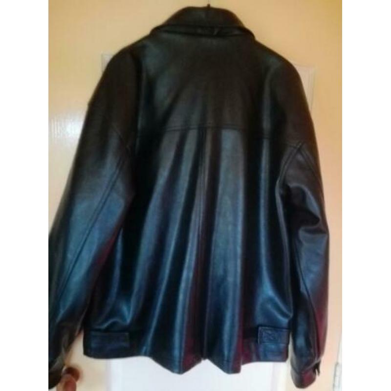 Zgan zwarte lederlook jas. hardrock/vintage/retro