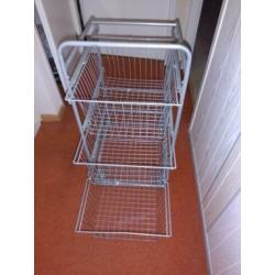 Ikea trolley met 3 draadmanden