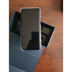 Samsung S9 black 64 GB jaar oud