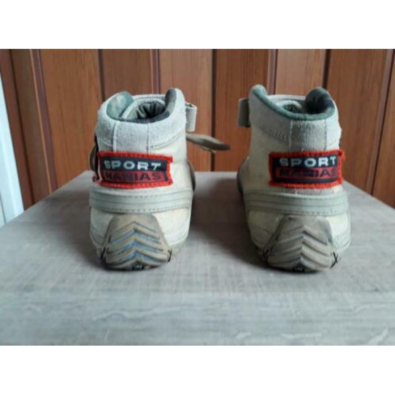 GREYHOUND jongens halfhoge schoenen, maat 36.