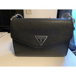 Guess tas