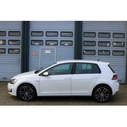 Volkswagen Golf 1.4 TSI GTE Navi Led DAB+ Parlemoer wit Lmv