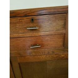 Mooie houten vintage kast dressoir legkast