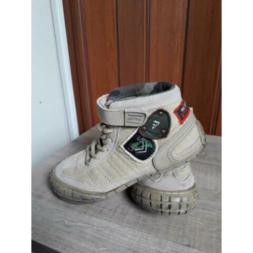 GREYHOUND jongens halfhoge schoenen, maat 36.