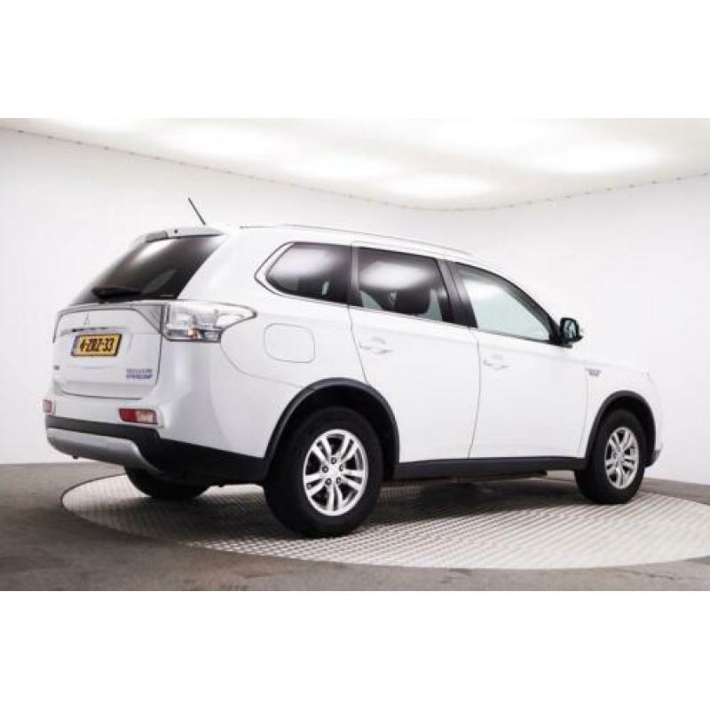 Mitsubishi Outlander 2.0 PHEV Edition X-Line *I € 16.940,00