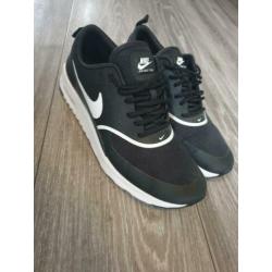 Nike air max thea zwart wit 39