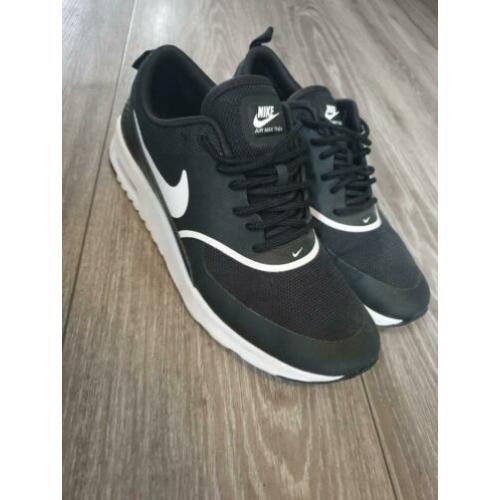 Nike air max thea zwart wit 39