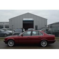BMW 5-serie 525i | Automaat | Oldtimer | Nieuwe APK !