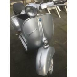 Vespa 50R 1976 als nieuw