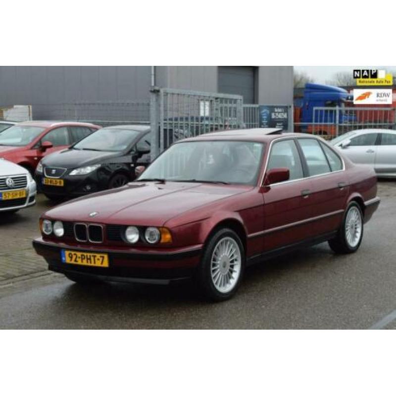 BMW 5-serie 525i | Automaat | Oldtimer | Nieuwe APK !