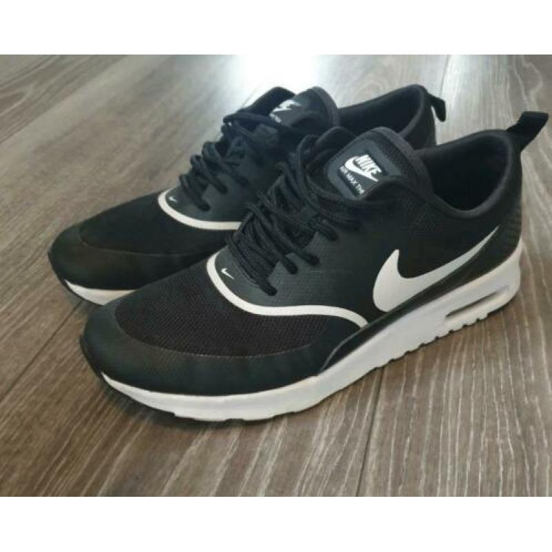 Nike air max thea zwart wit 39