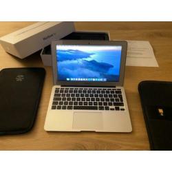 MacBook Air 11-inch, 11.6 inch mid 2013 128 GB SSD
