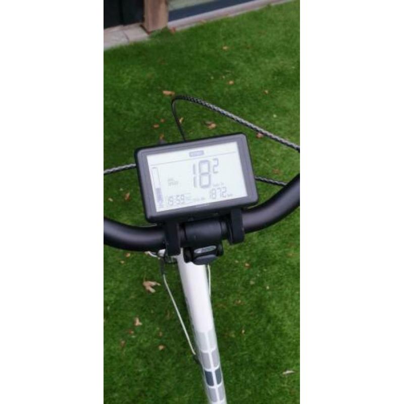 Dames fiets electrice merk giant twist go maat frame l