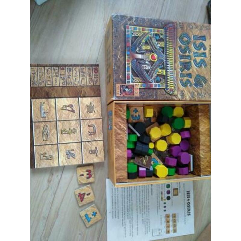 Spel Isis & Osiris 999 games