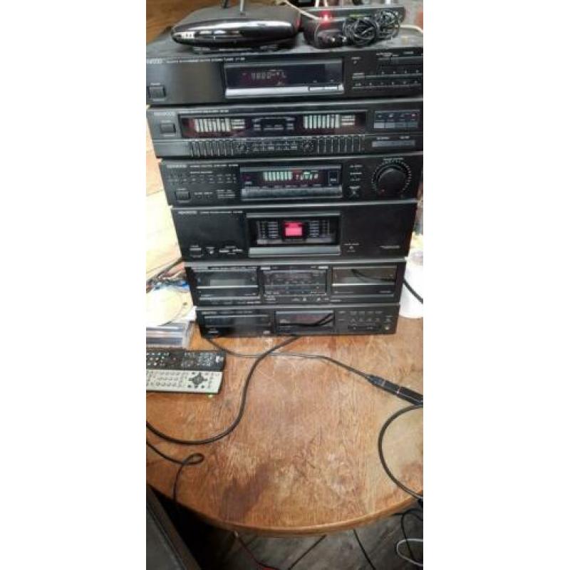 Zwaar kenwood stereo set met voor en eind versterker