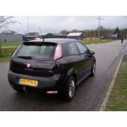 Fiat Punto Evo 1.3 M-Jet Dynamic / Zeer mooi