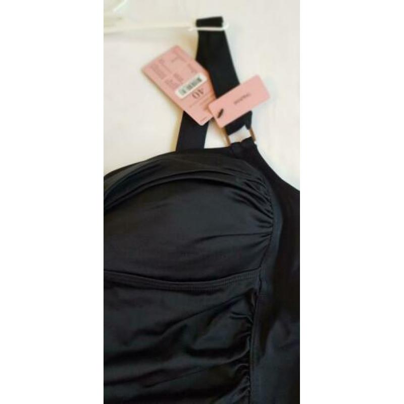 Nieuw hunkemoller shaping badpak zwart 40