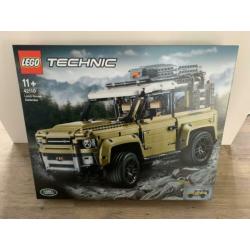 Lego Technic 42110 Land Rover Defender - Nieuw in doos.