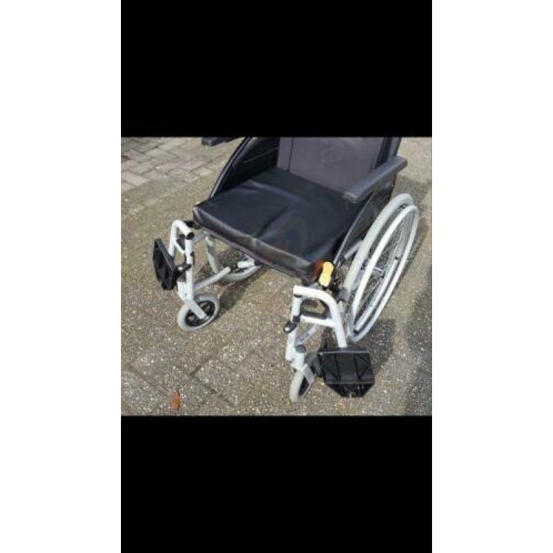 Rolstoel G-Eco Met Voetsteunen