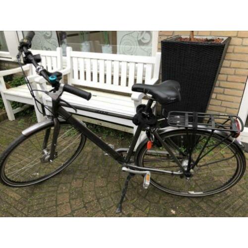 Grijze herenfiets