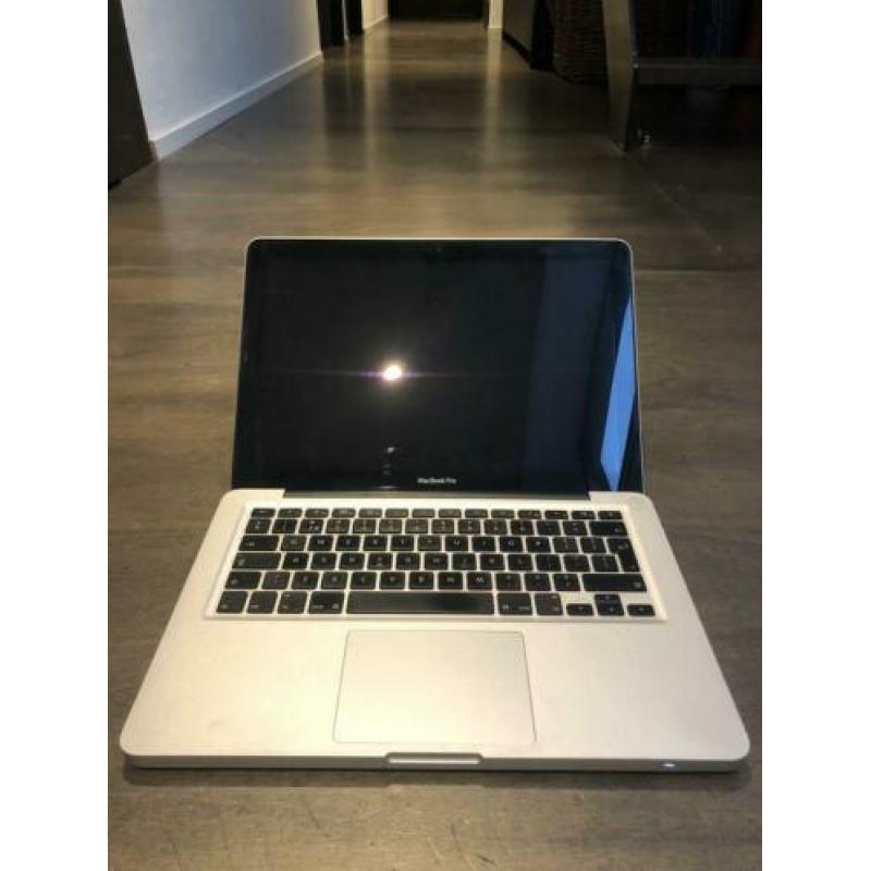 MacBook Pro 13 inch zilver/black 2009