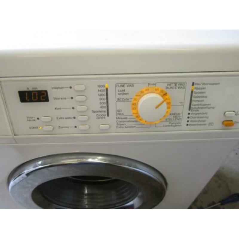 mooie en goede miele zes kilo inhoud met mini wasje 125 euro