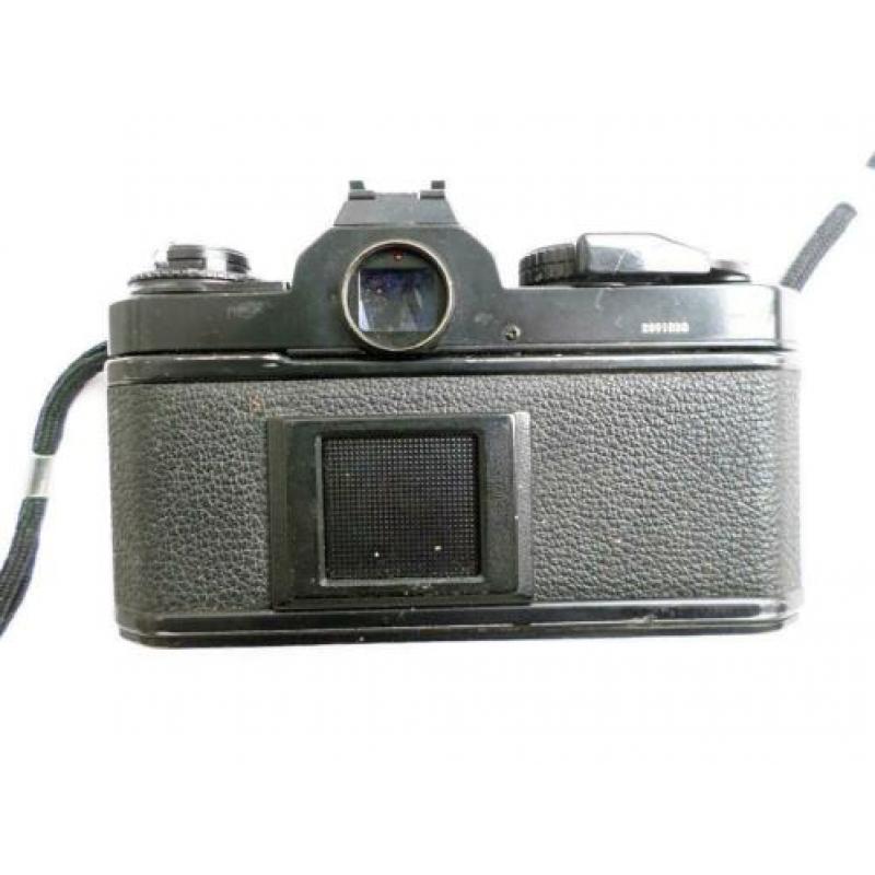 Nikon FE2 body (lamellen kapot) analoog 36mm fotocamera