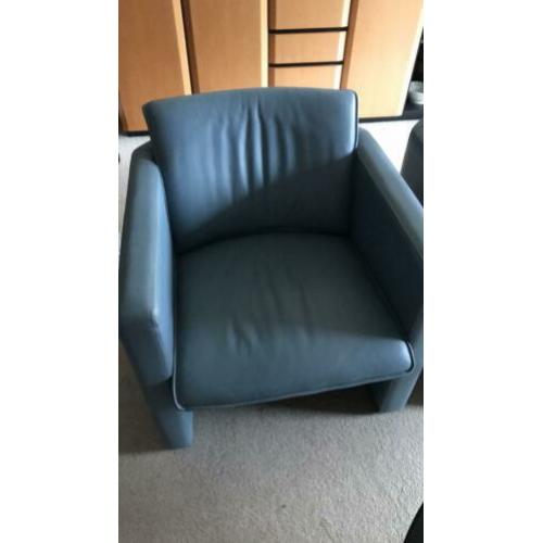 Petrol kleurige leren fauteuils leolux