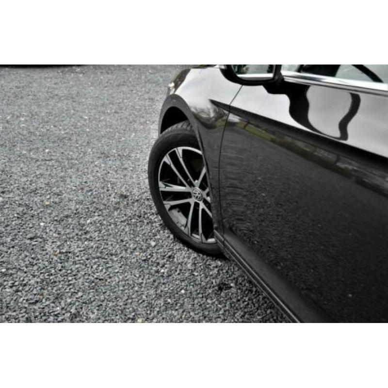 Volkswagen Passat 1.4 TSI Business Edition LED Leder Pano 17