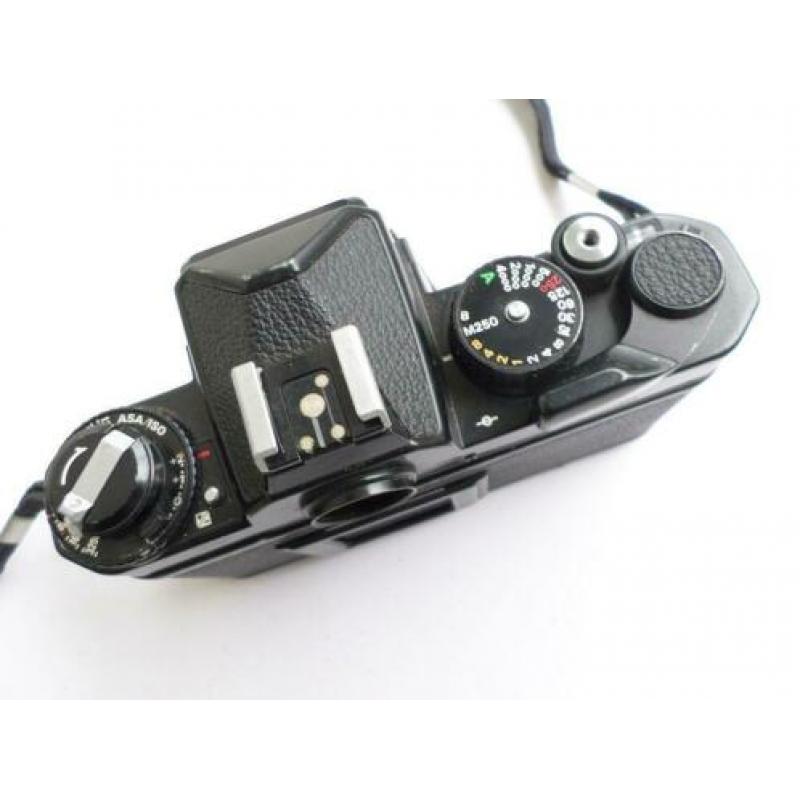 Nikon FE2 body (lamellen kapot) analoog 36mm fotocamera