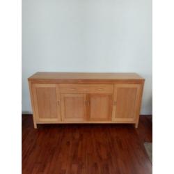 Mooi houten dressoir