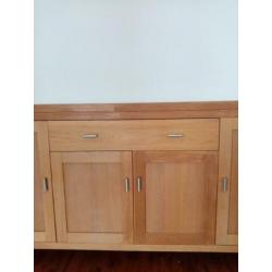 Mooi houten dressoir