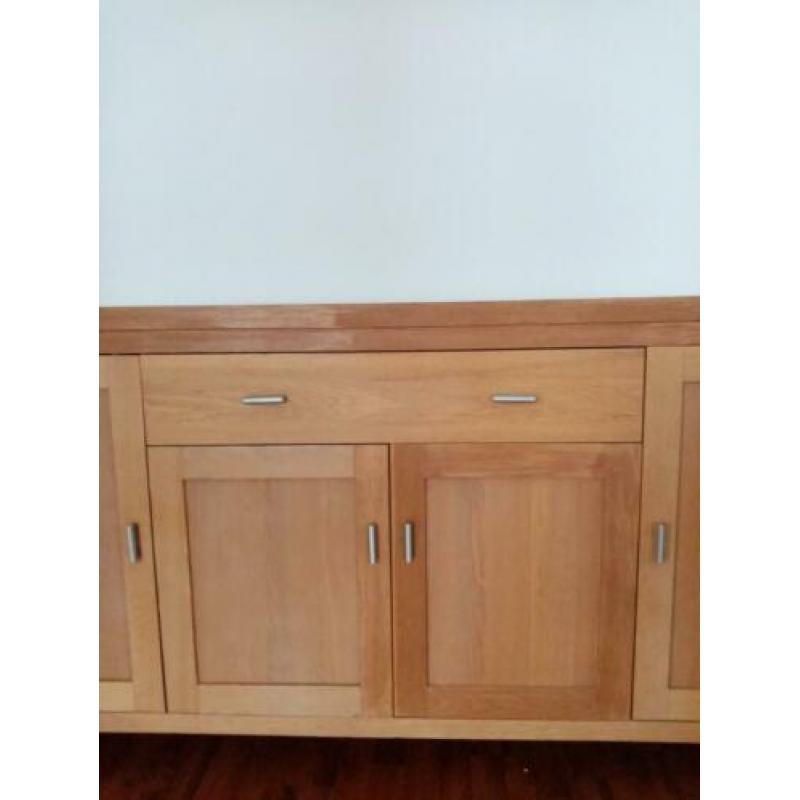 Mooi houten dressoir