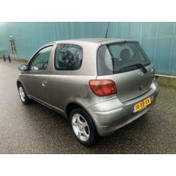 Toyota Yaris 1.0 16V Vvti 3DR 2004 Luxe APPLE/CAMERA/AIRCO