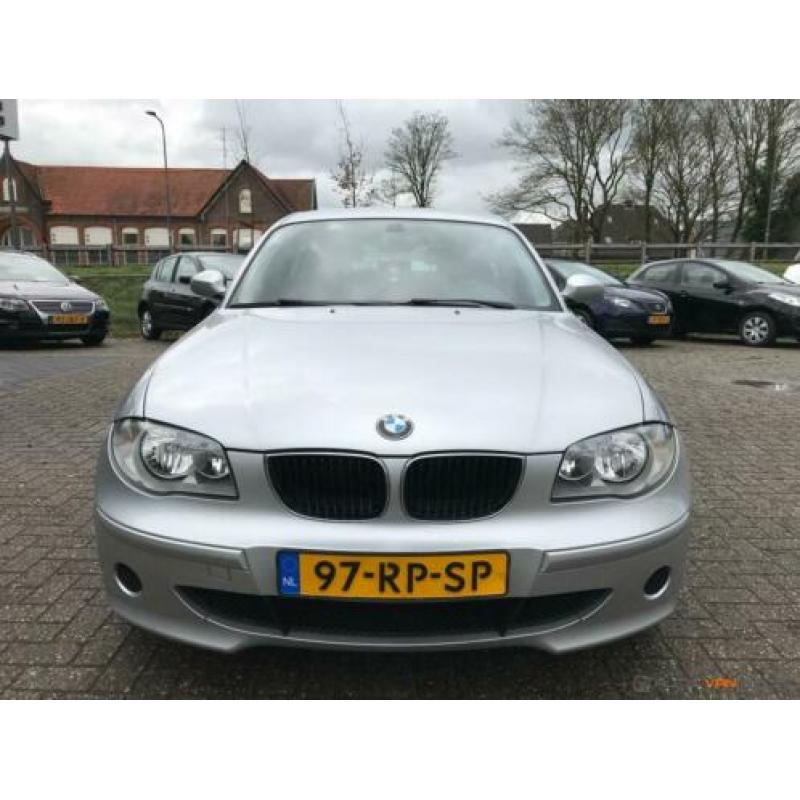 BMW 1-serie 120D Automaat*18LMV*NAP*ZEER NETJES