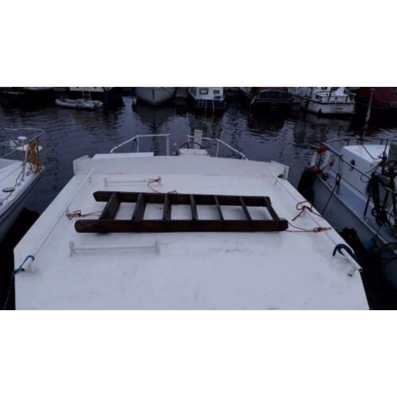 Boot - kajuit platbodem, woonboot, (nood)woning - Amsterdam