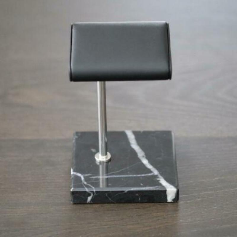 THE WATCH-STAND (horloge display, stand, houder)