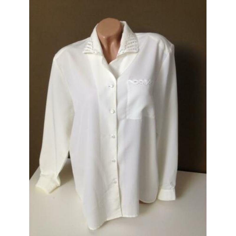roomwit+borduursel rand blouse lange mouw 42/44