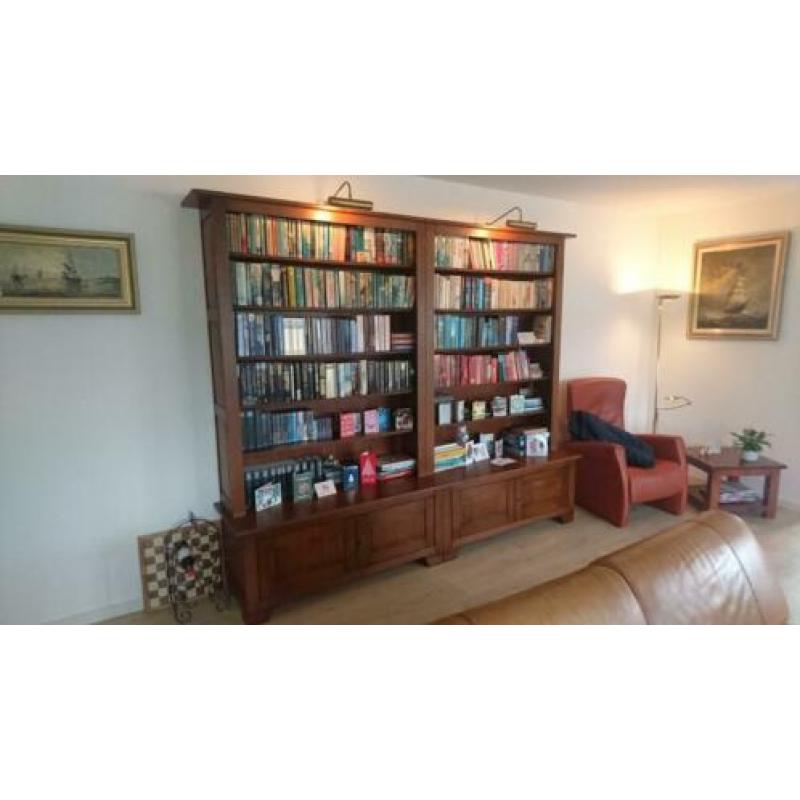 Eikenhouten Boekenkast