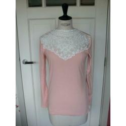 T-shirt/shirt roze met kant NIEUW XS/S
