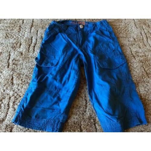 Korte broek blauw maat 122