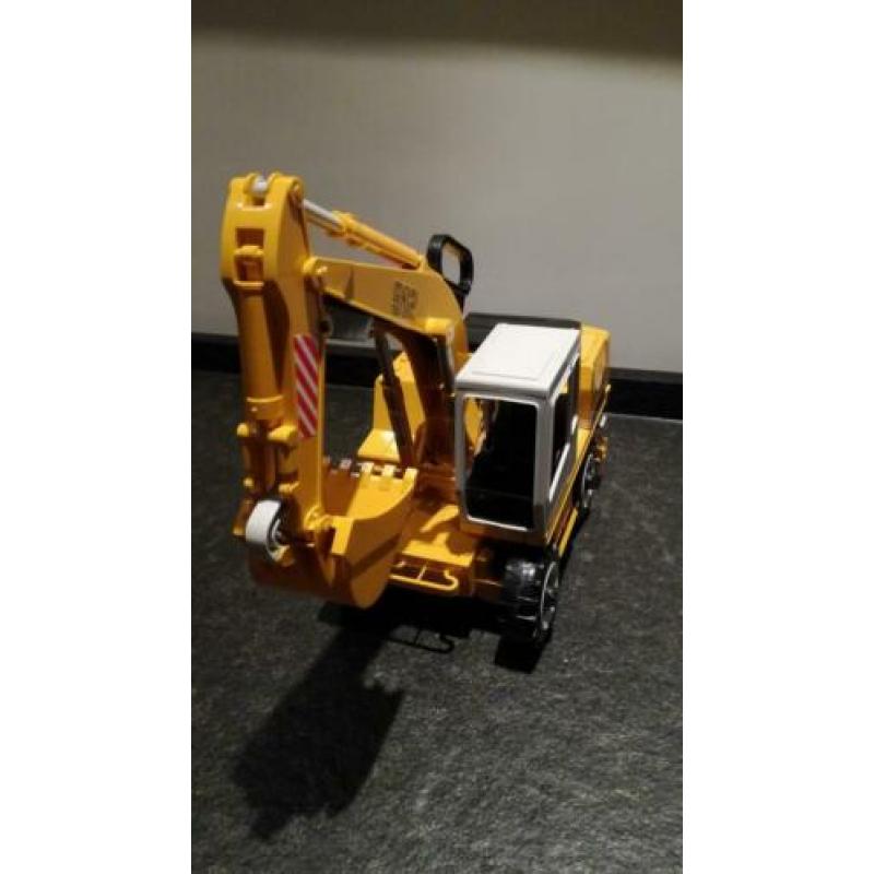 Bruder Liebherr 912 graafmachine zgan!