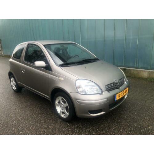 Toyota Yaris 1.0 16V Vvti 3DR 2004 Luxe APPLE/CAMERA/AIRCO