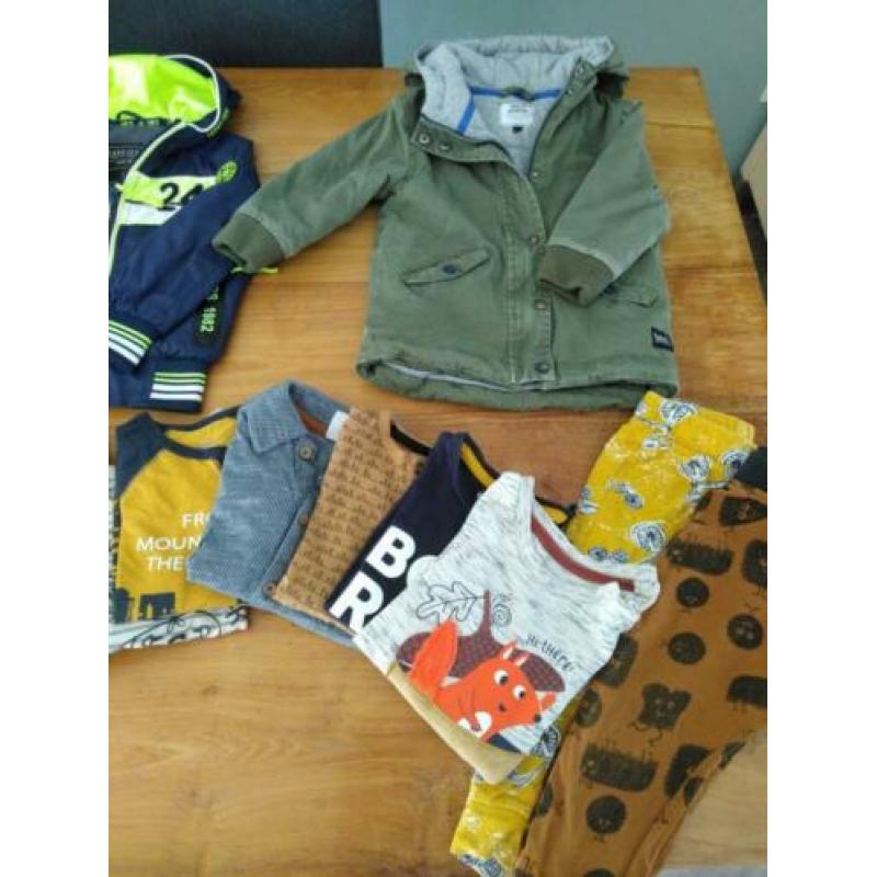 Pakket kleding jongen 86 92 met zomerjas Cars