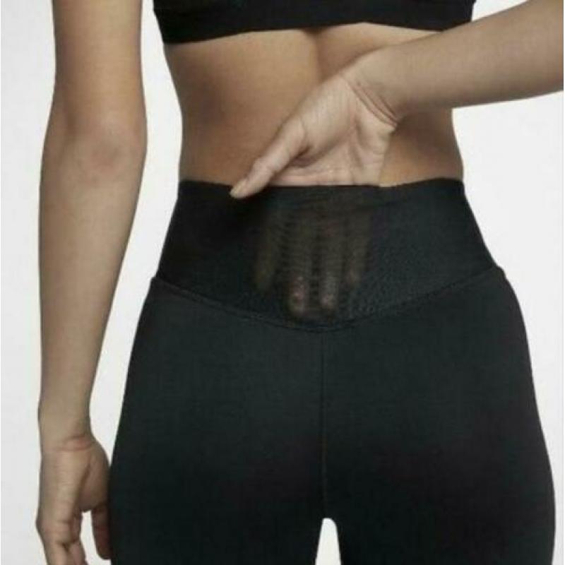 Nike sportbroek mt XL nieuw