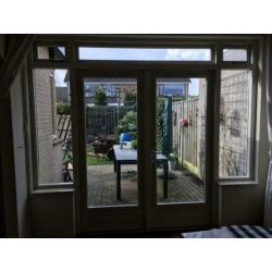 Hardhouten tuindeuren