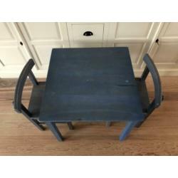 Ikea kindertafel met stoelen