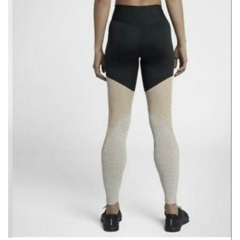 Nike sportbroek mt XL nieuw