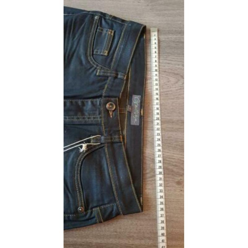 Mooie nieuwe jeans van geisha, maat S
