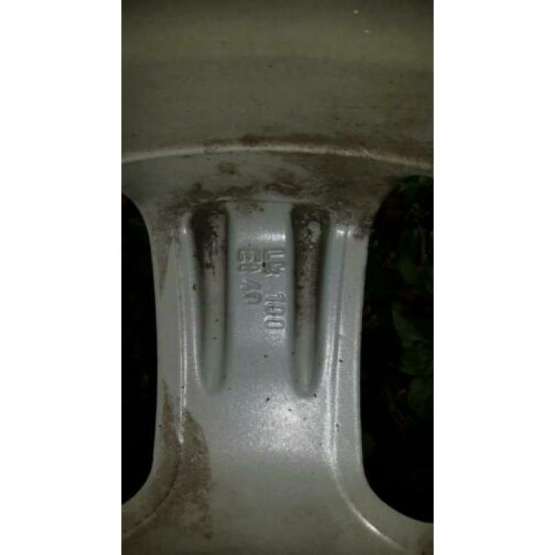 Borbet velgen 15 inch voor Opel, Suzuki, Hyundai met banden